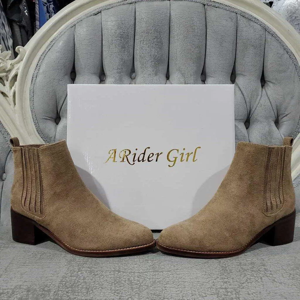 A Rider Girl Boots 6.0