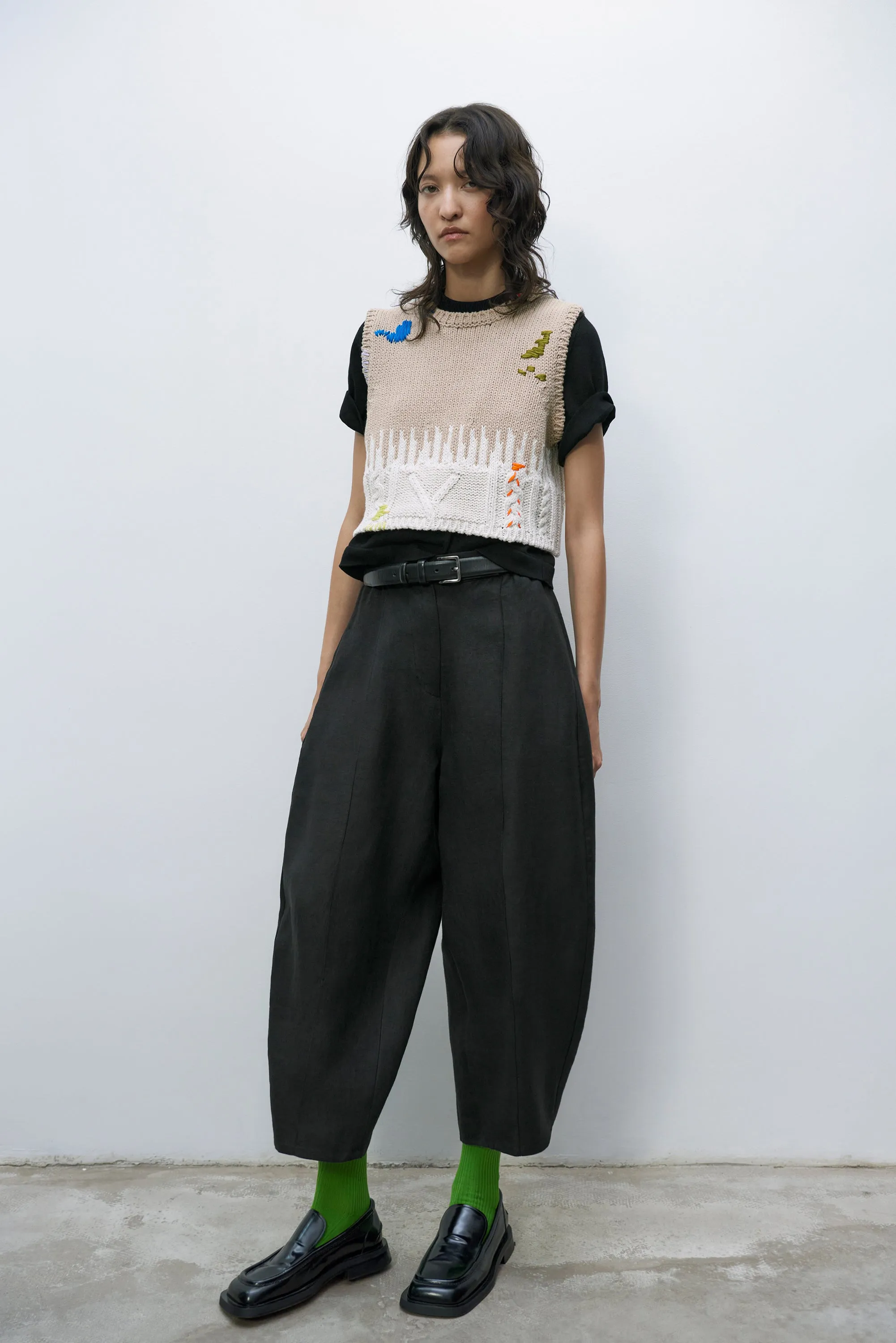 Cordera - Linen Curved Pants - Black