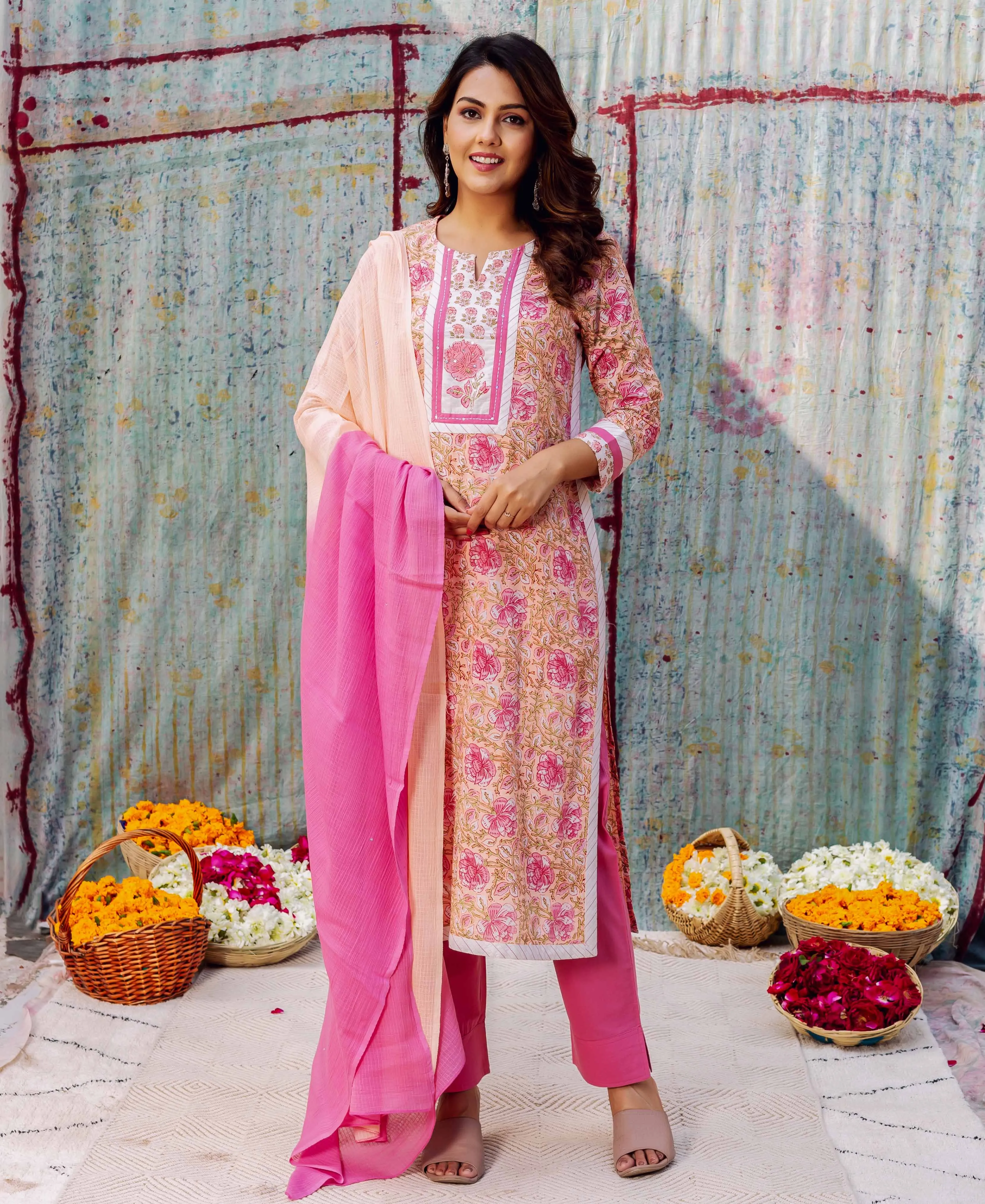 Maaya Printed and Embroidered Straight Kurta